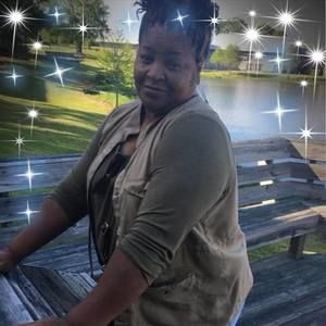 Meet your Posher, Lucy